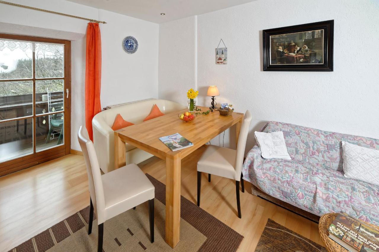 Gaestehaus Koyerbauer Boardinghouse Aschau im Chiemgau Eksteriør billede