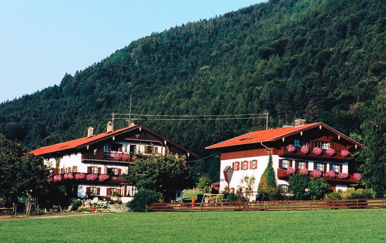 Gaestehaus Koyerbauer Boardinghouse Aschau im Chiemgau Eksteriør billede