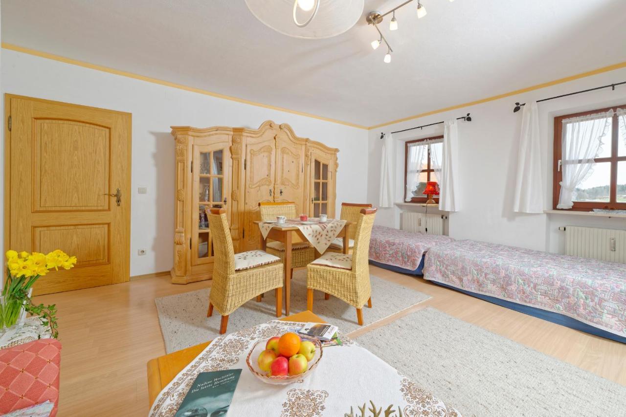Gaestehaus Koyerbauer Boardinghouse Aschau im Chiemgau Eksteriør billede