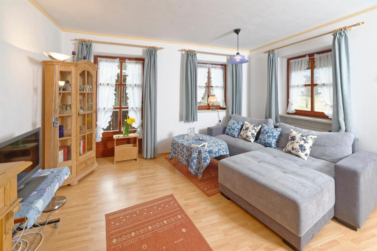 Gaestehaus Koyerbauer Boardinghouse Aschau im Chiemgau Eksteriør billede